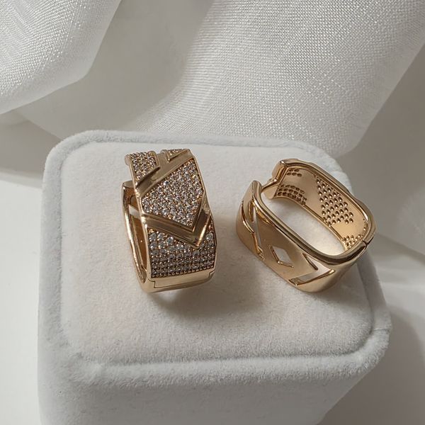 Сережки из медицинского золота с позолотой 3085769989 фото