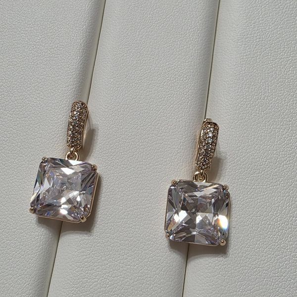 Сережки из медицинского золота с позолотой 3086025925 фото