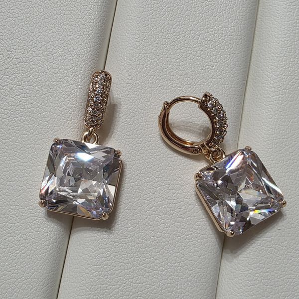 Сережки из медицинского золота с позолотой 3086025925 фото