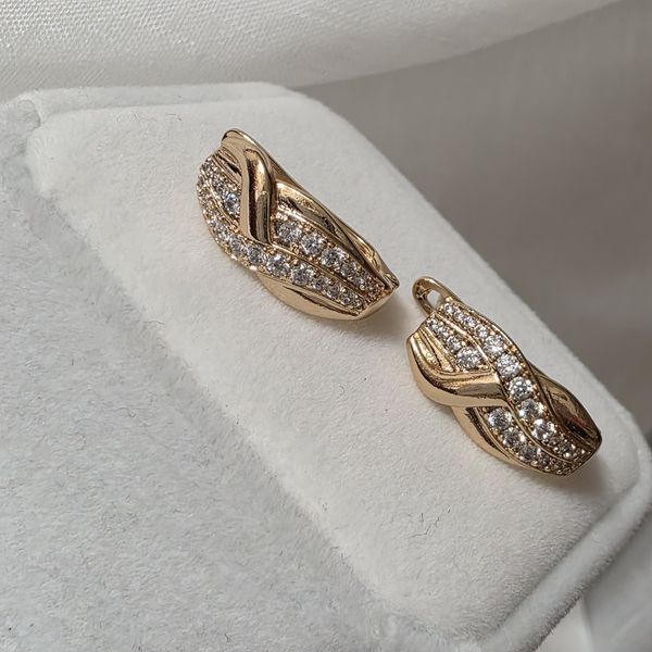Сережки из медицинского золота с позолотой 3084356311 фото
