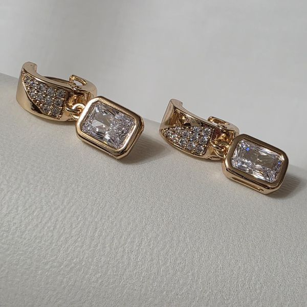 Сережки из медицинского золота с позолотой 3125192793 фото