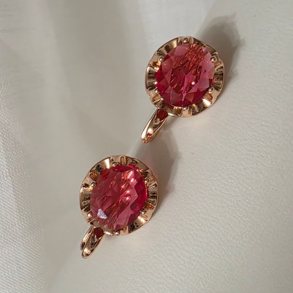 Сережки из медицинского золота с позолотой 89652 фото